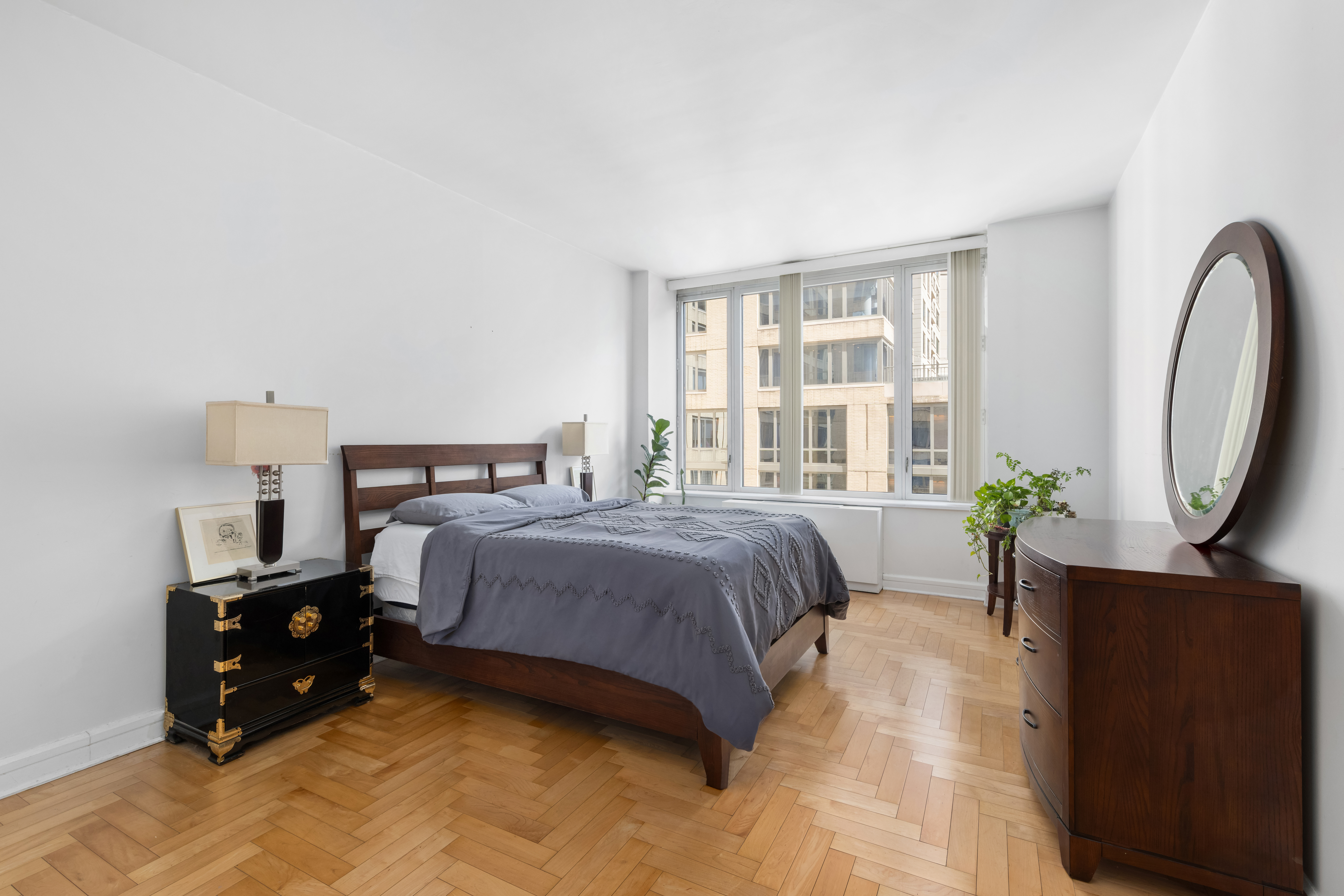 220 Riverside Boulevard, Unit 8C Manhattan, NY 10069 - Photo 4 of 10