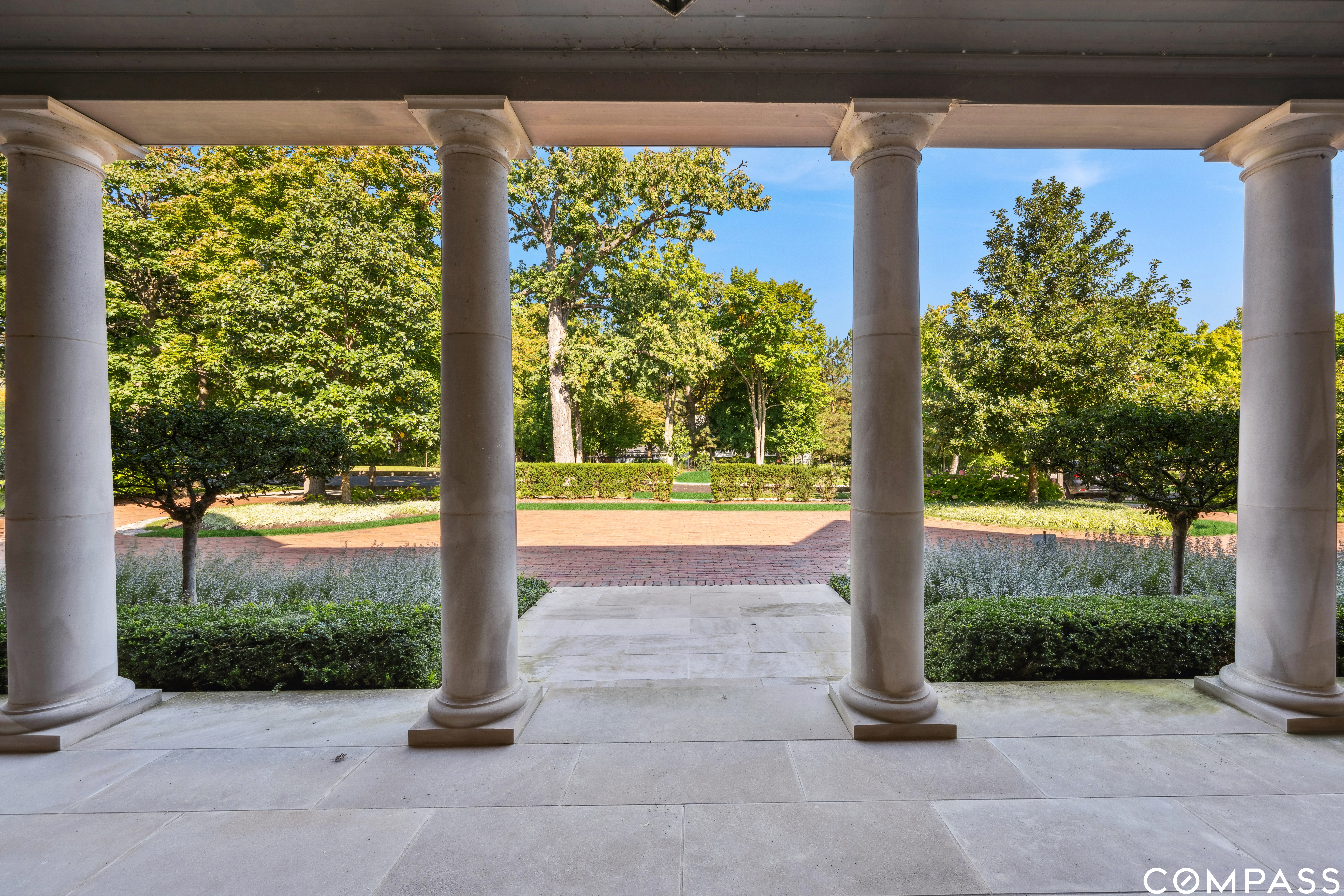 180 Central Avenue Highland Park, IL 60035 - Photo 18 of 18 a view of backyard with plants and garden