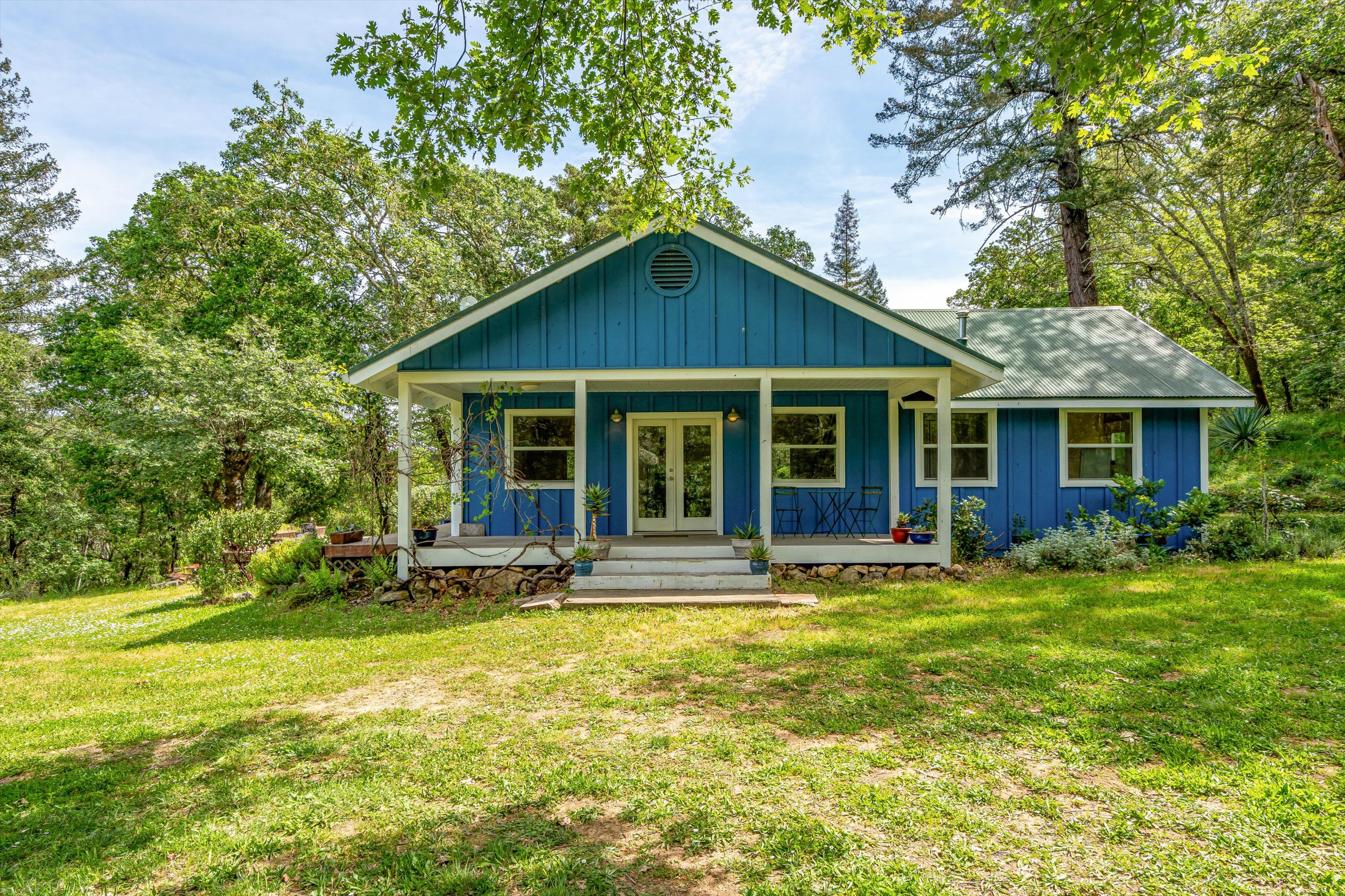 6435 Dry Creek Road Napa, CA 94558 - Photo 2 of 34