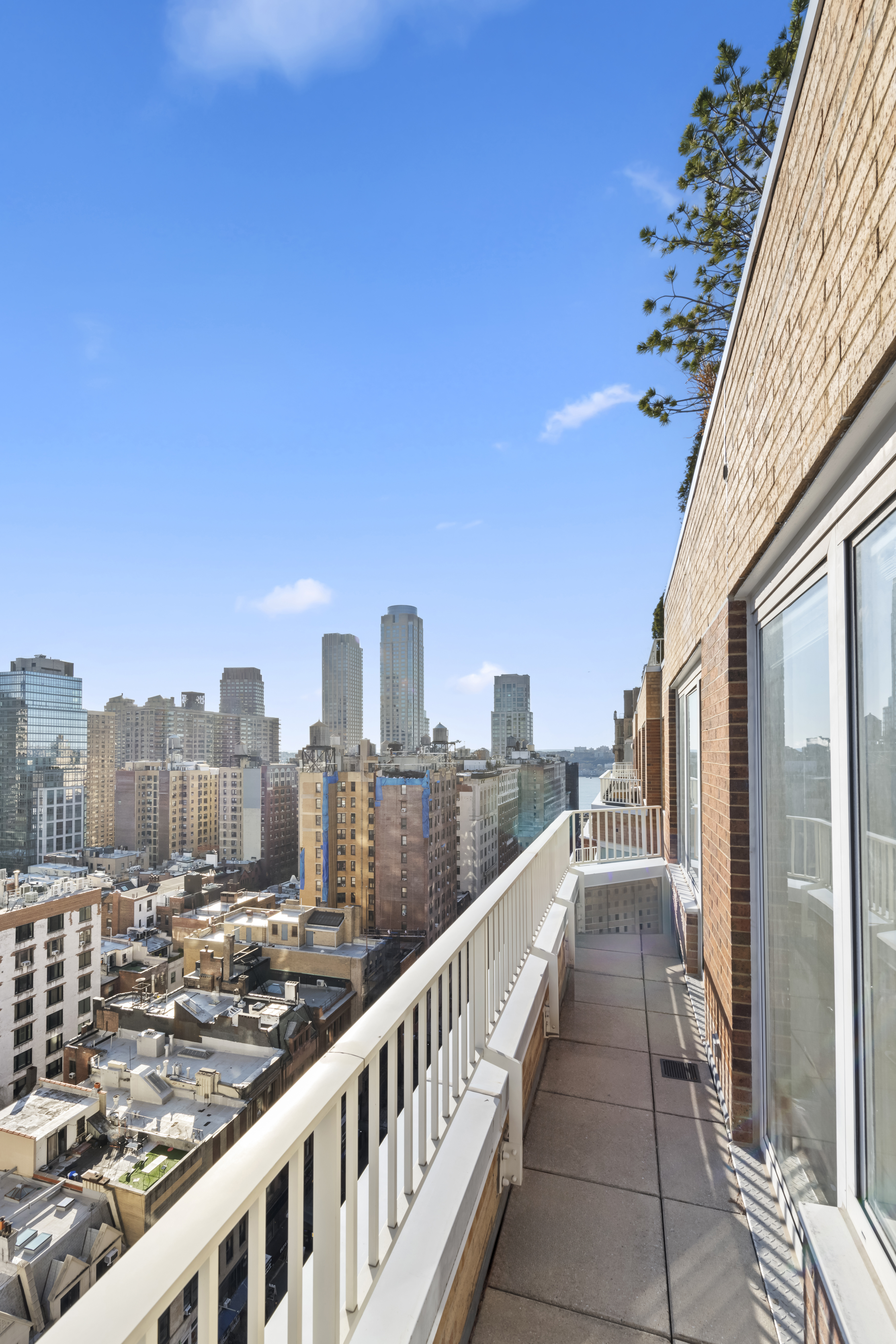 201 West 72nd Street, Unit 18B Manhattan, NY 10023 - Photo 3 of 13