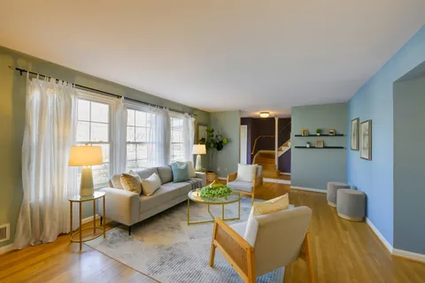 $675,000 | 115 Lakeside Drive, Greenbelt, MD 20770