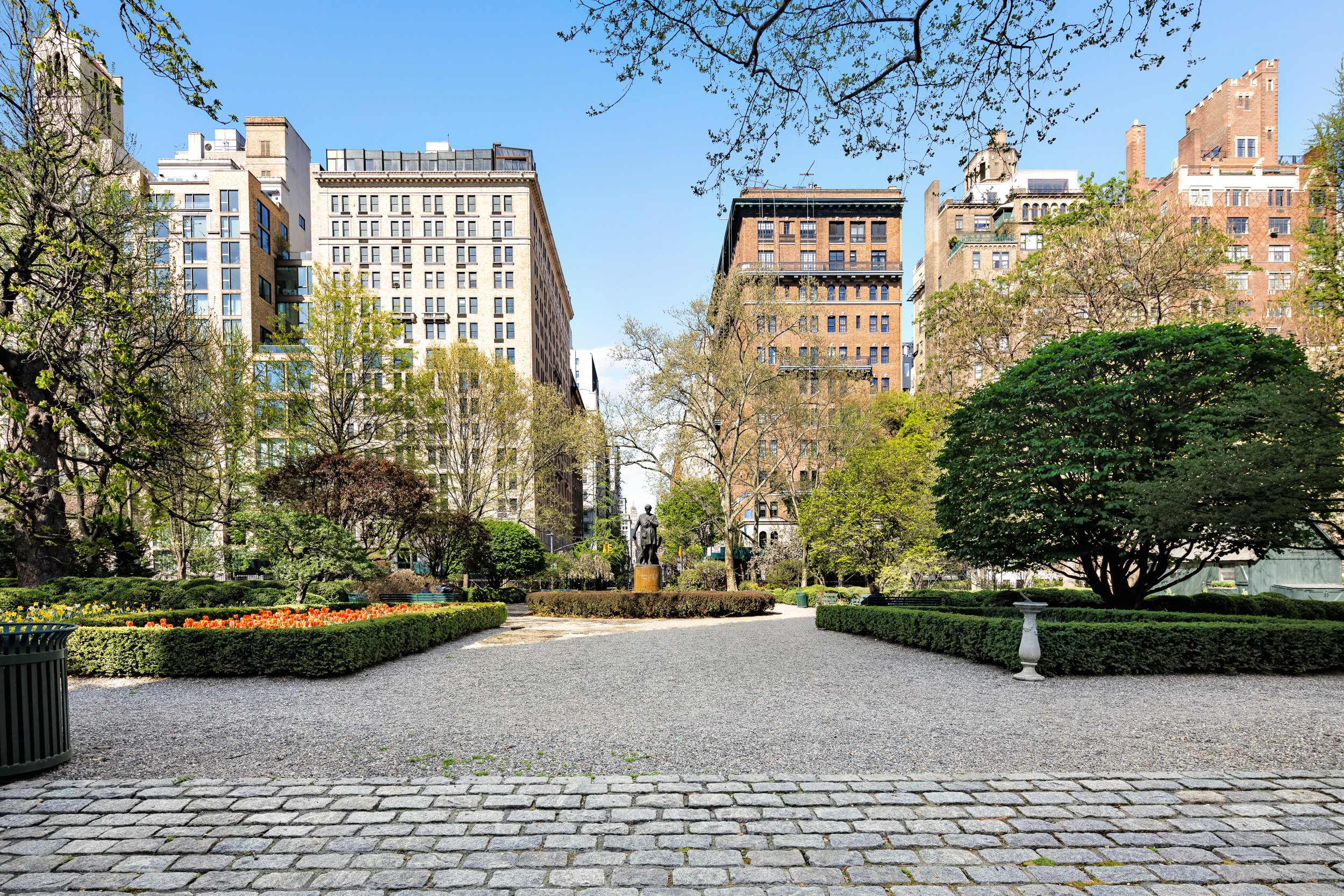 13 Gramercy Park South, Unit 5R Manhattan, NY 10003 - Photo 14 of 15