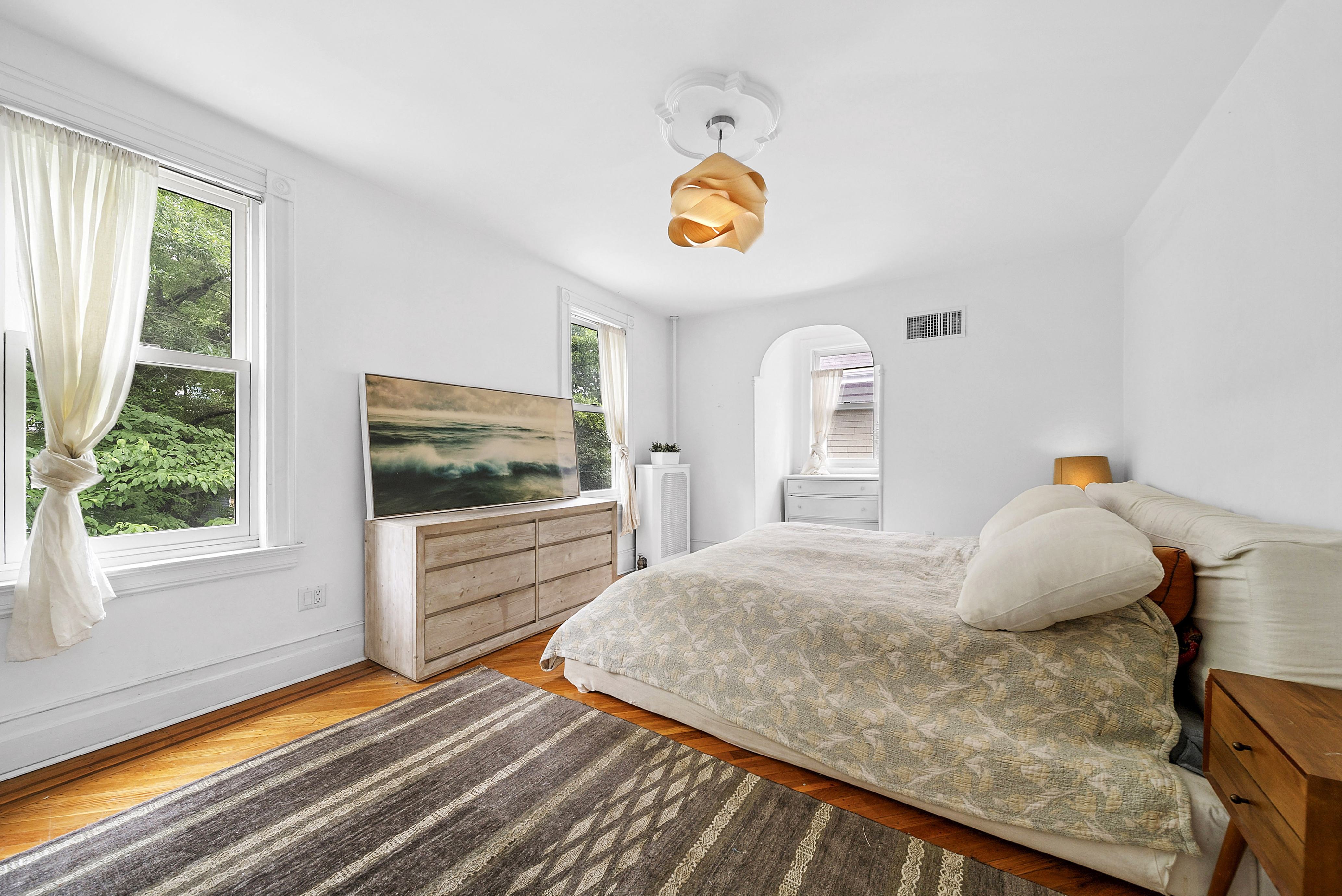 462 Rugby Road Brooklyn, NY 11226 - Photo 6 of 13