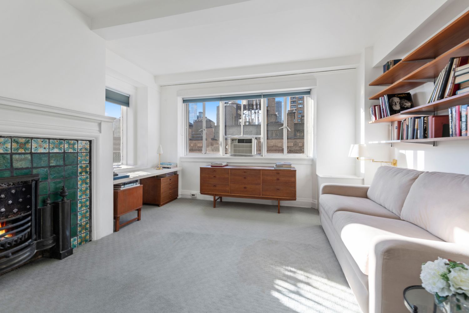 $2,900,000 | 1 West 67th Street, Unit 915 | Upper West Side