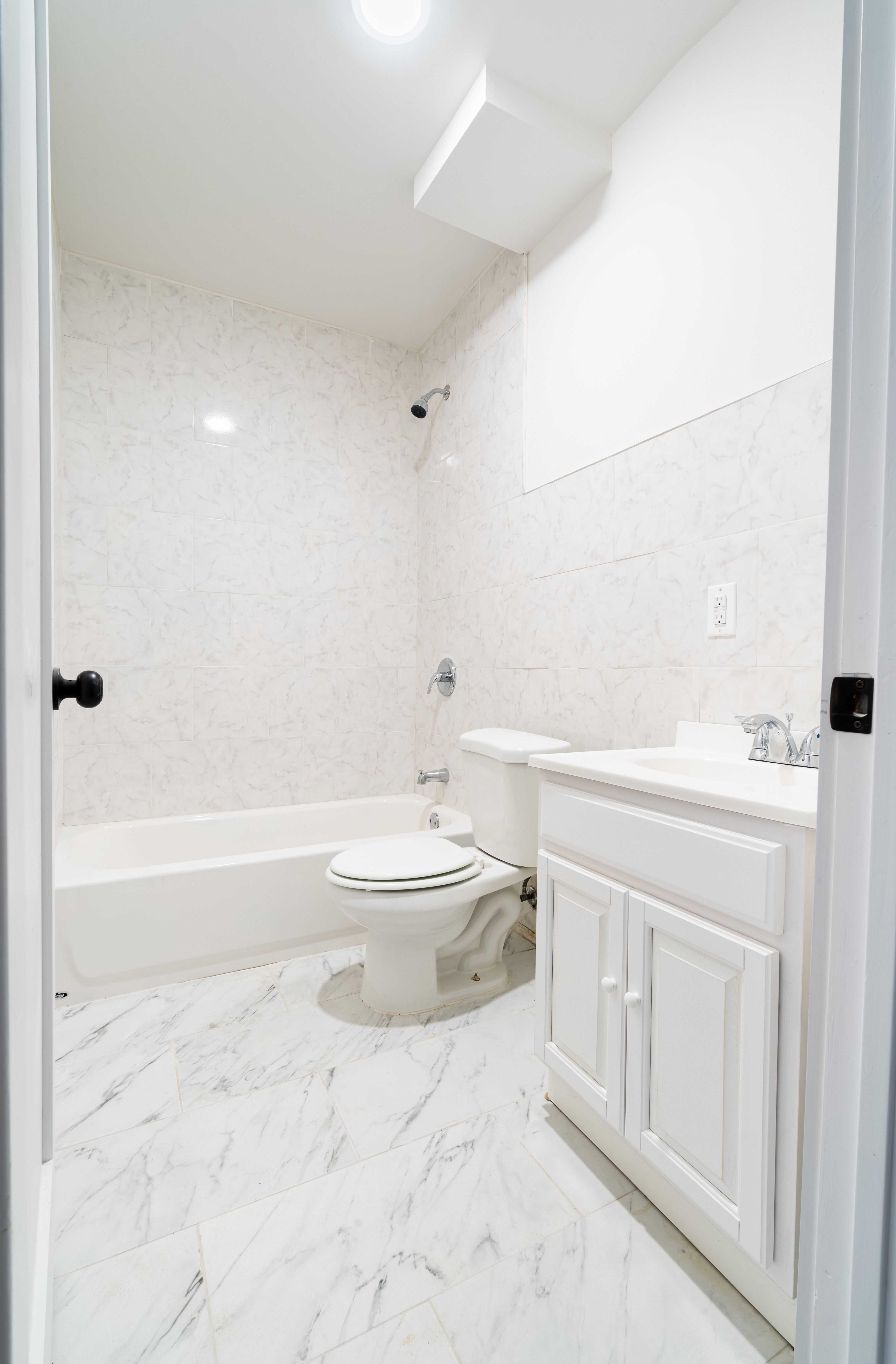 101 Patchen Avenue, Unit 3C Brooklyn, NY 11221 - Photo 6 of 8