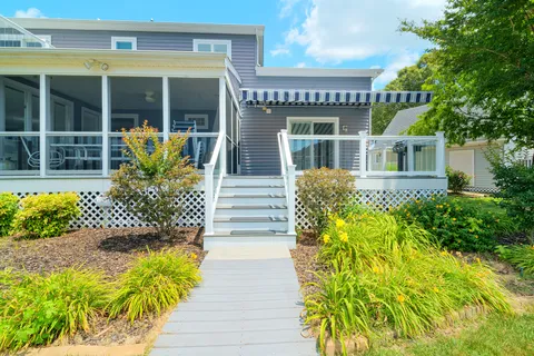 $1,295,000 | 17 Clipper Court, Berlin, MD 21811