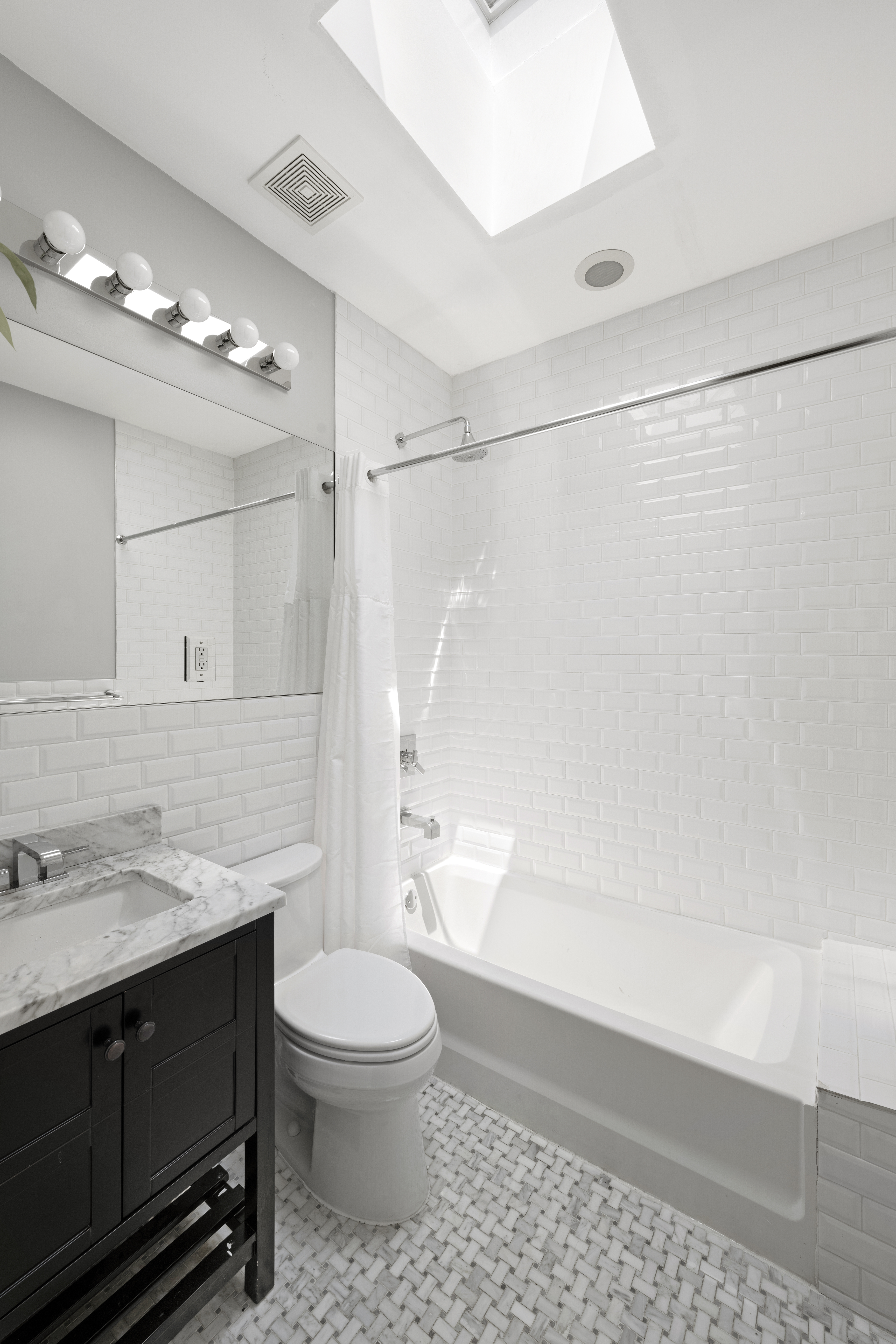 341 Bainbridge Street Brooklyn, NY 11233 - Photo 10 of 16 Gallery Image 10