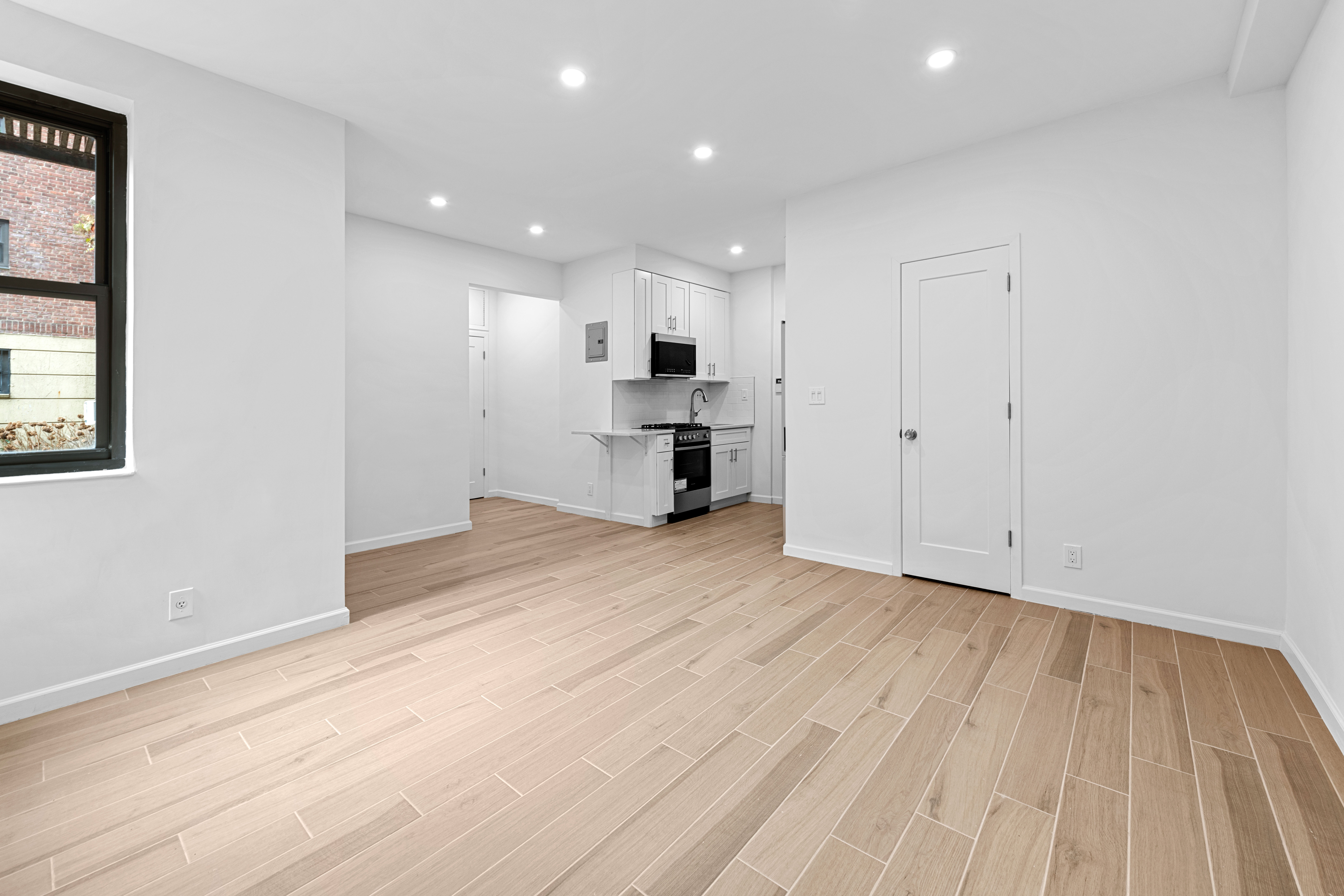 4523 Broadway, Unit 3E Manhattan, NY 10040 - Photo 6 of 11