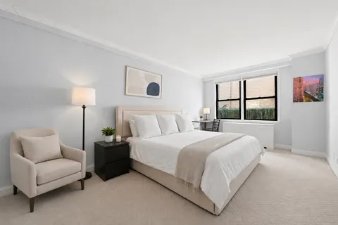 $1,785,000 | 201 East 21st Street, Unit 2FG | Gramercy