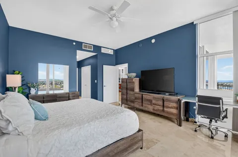 $2,100,000 | 550 Okeechobee Boulevard, Unit LPH23, West Palm Beach, FL 33401