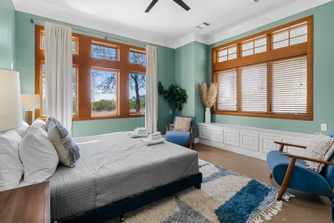 $1,375,000 | 10512 Lake Park Drive, Dripping Springs, TX 78620