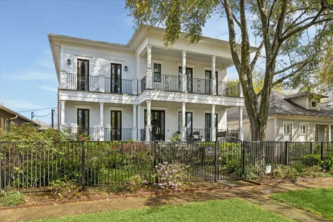 $1,850,000 | 1216 Arlington Street, Houston, TX 77008