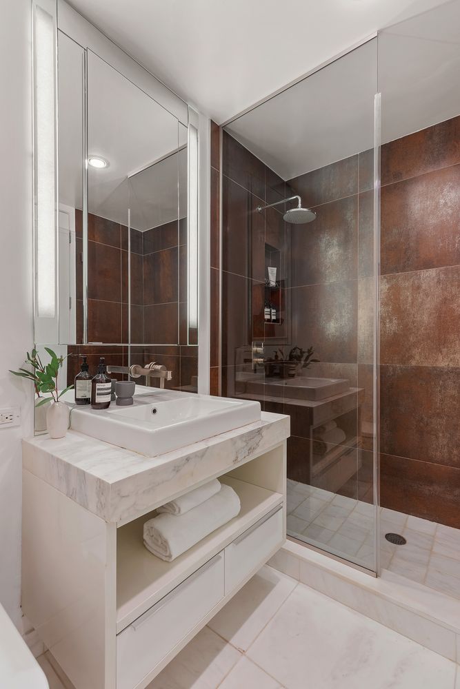 $2,200,000 | 133 West 22nd Street, Unit 4B | Chelsea