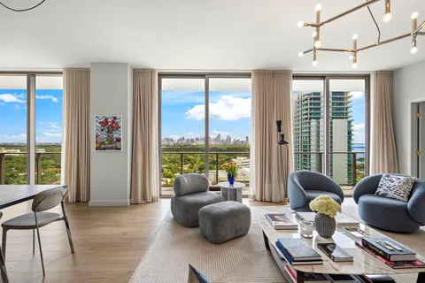 $4,250,000 | 2678 Tigertail Avenue, Unit 1702, Miami, FL 33133