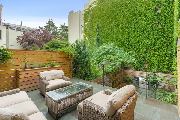 $6,000,000 | 265 6th Avenue | Park Slope