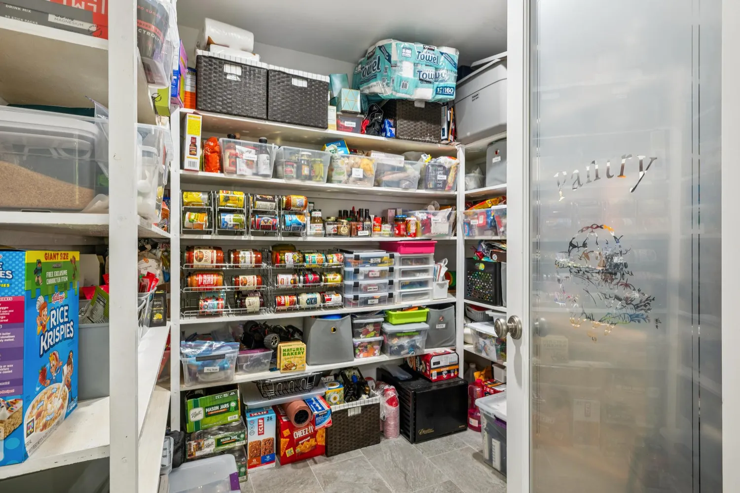 a view of a tree with a flower in a garden