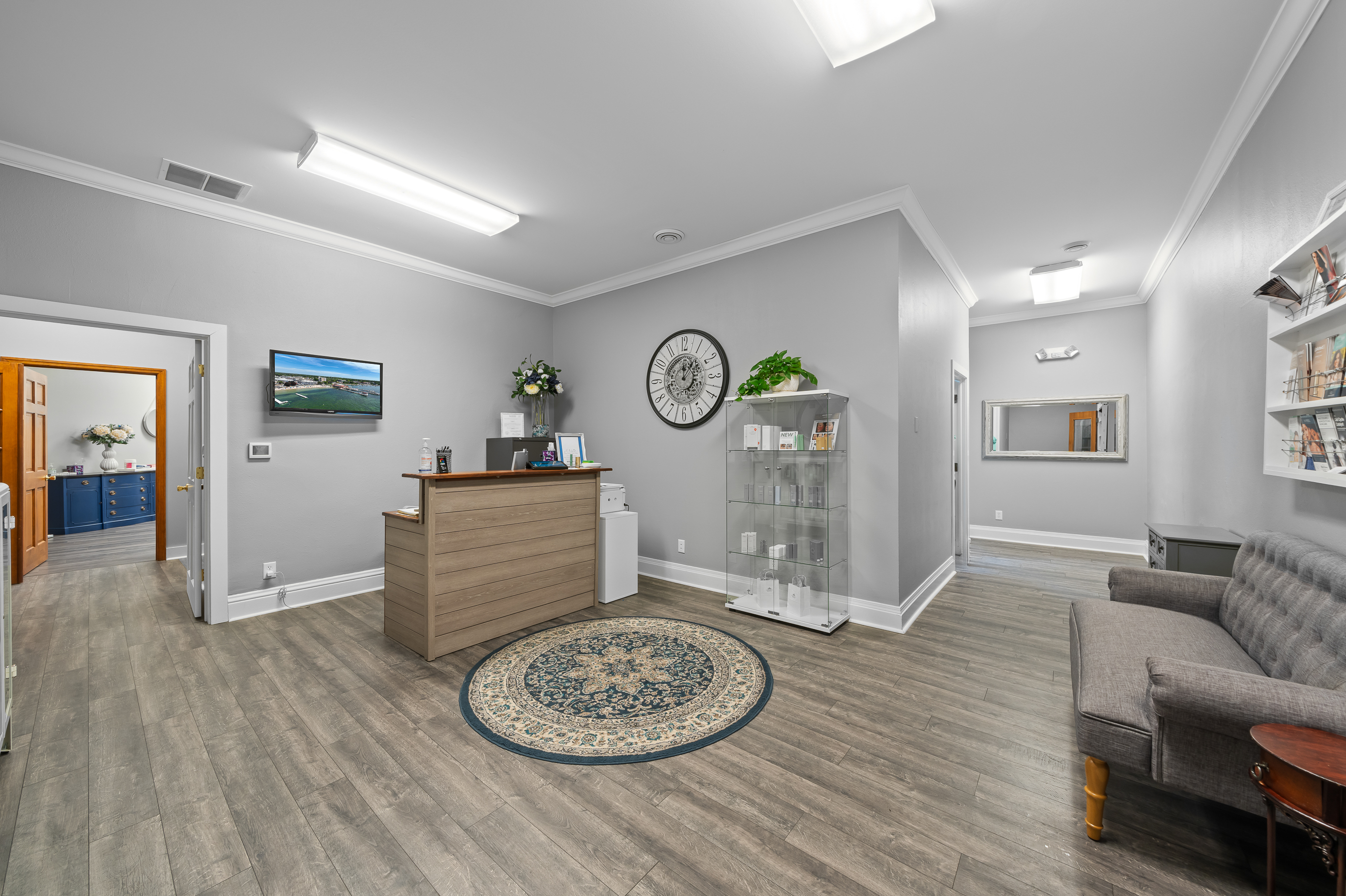 226 Broad Street, Unit 2 Lake Geneva, WI 53147 - Photo 4 of 24