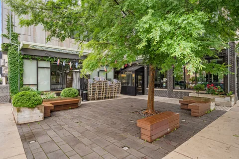 $649,999 | 1010 South 17th Street, Unit B, Philadelphia, PA 19146