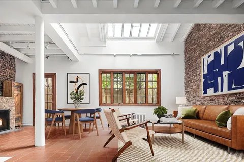 $12,000 | 61 Perry Street, Unit CARRIAGEHOUSE | West Village