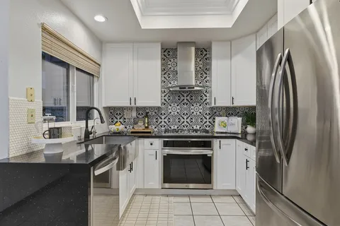 $985,000 | 11037 Caminito Vista Pacifica, San Diego, CA 92131