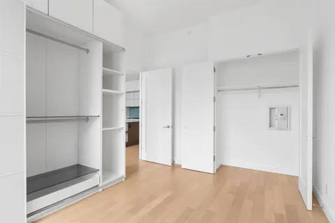 $1,350,000 | 22 North 6th Street, Unit PH4A | Williamsburg