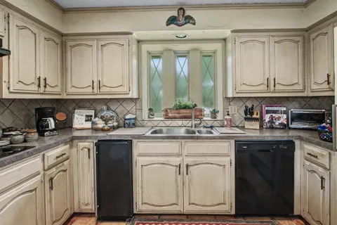 $775,000 | River Bend Road, Fort Worth, TX 76132
