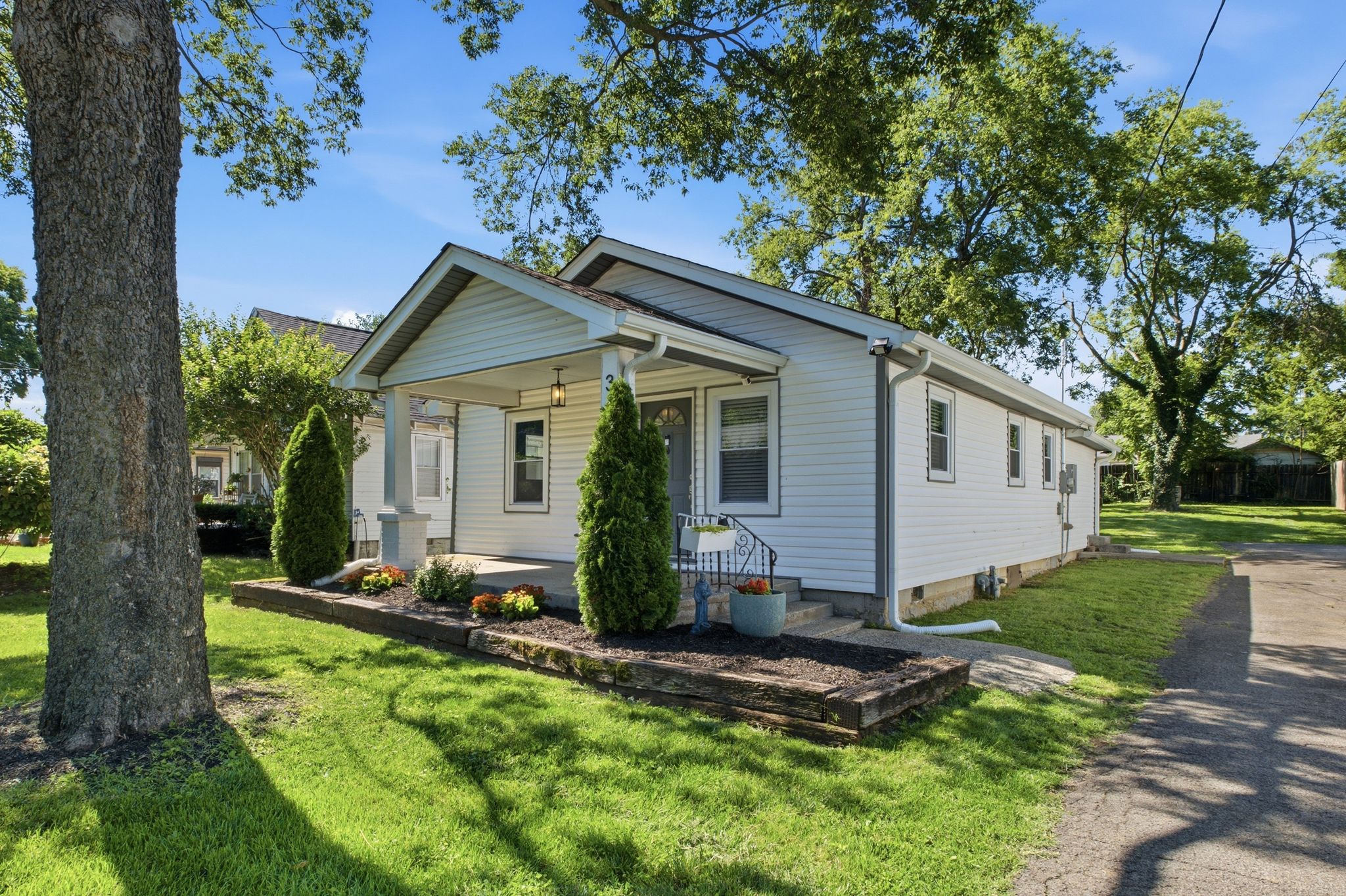 312 Elm Street Madison, TN 37115 - Photo 3 of 34