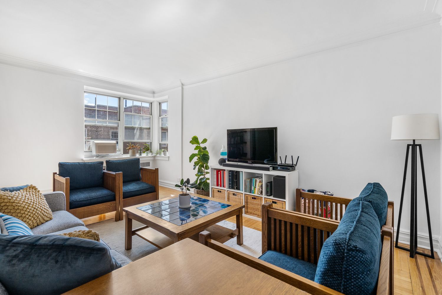 $622,000 | 720 Fort Washington Avenue, Unit 6F | Hudson Heights