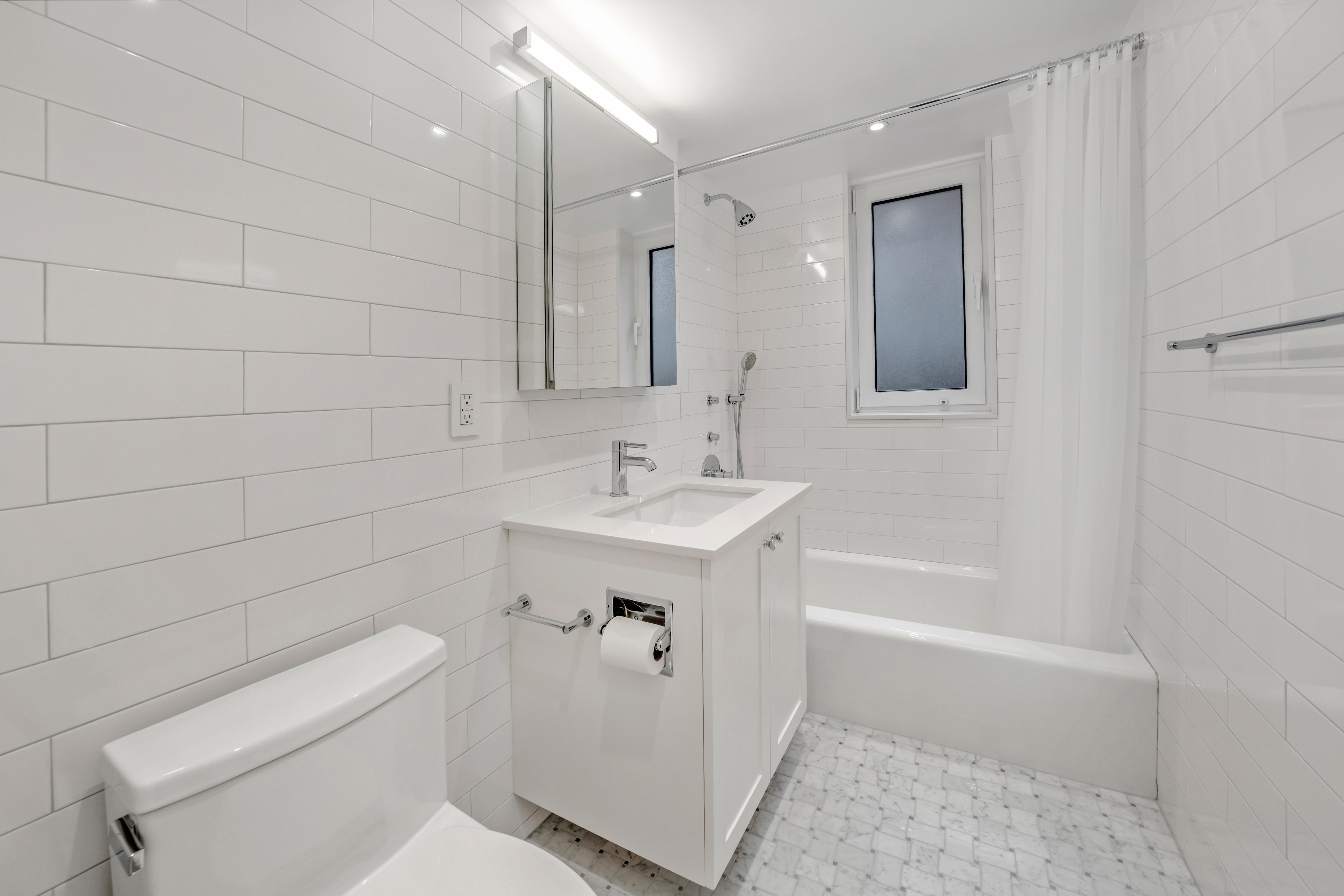 50 Sutton Place South, Unit 11L Manhattan, NY 10022 - Photo 7 of 11