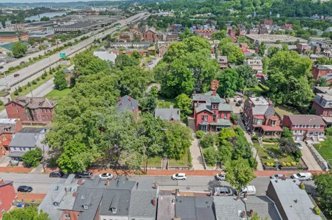 $450,000 | Pennsylvania Avenue, Pittsburgh, PA 15233