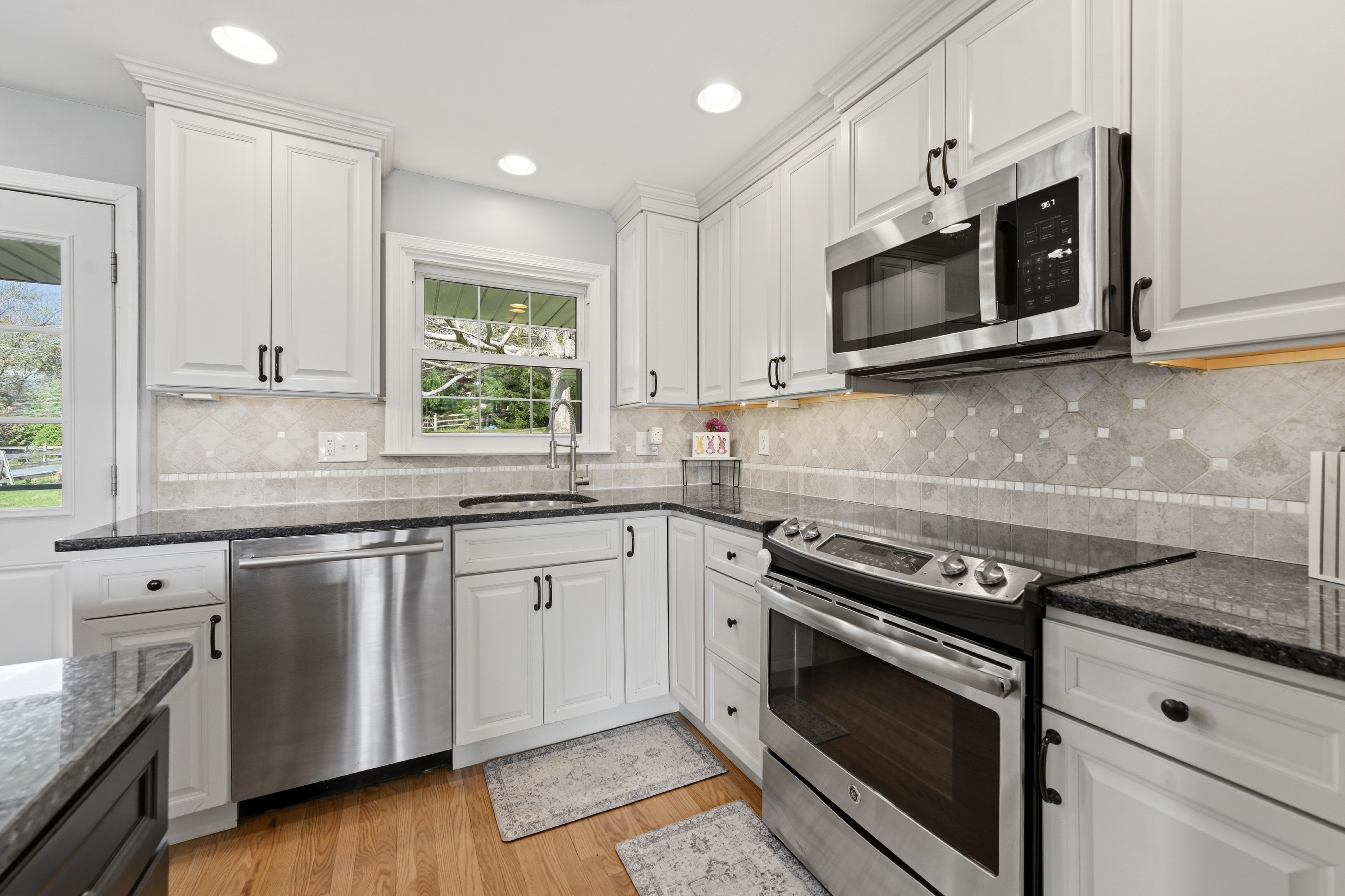 416 Spring Valley Road Media, PA 19063 - Photo 9 of 48 Gallery Image 9