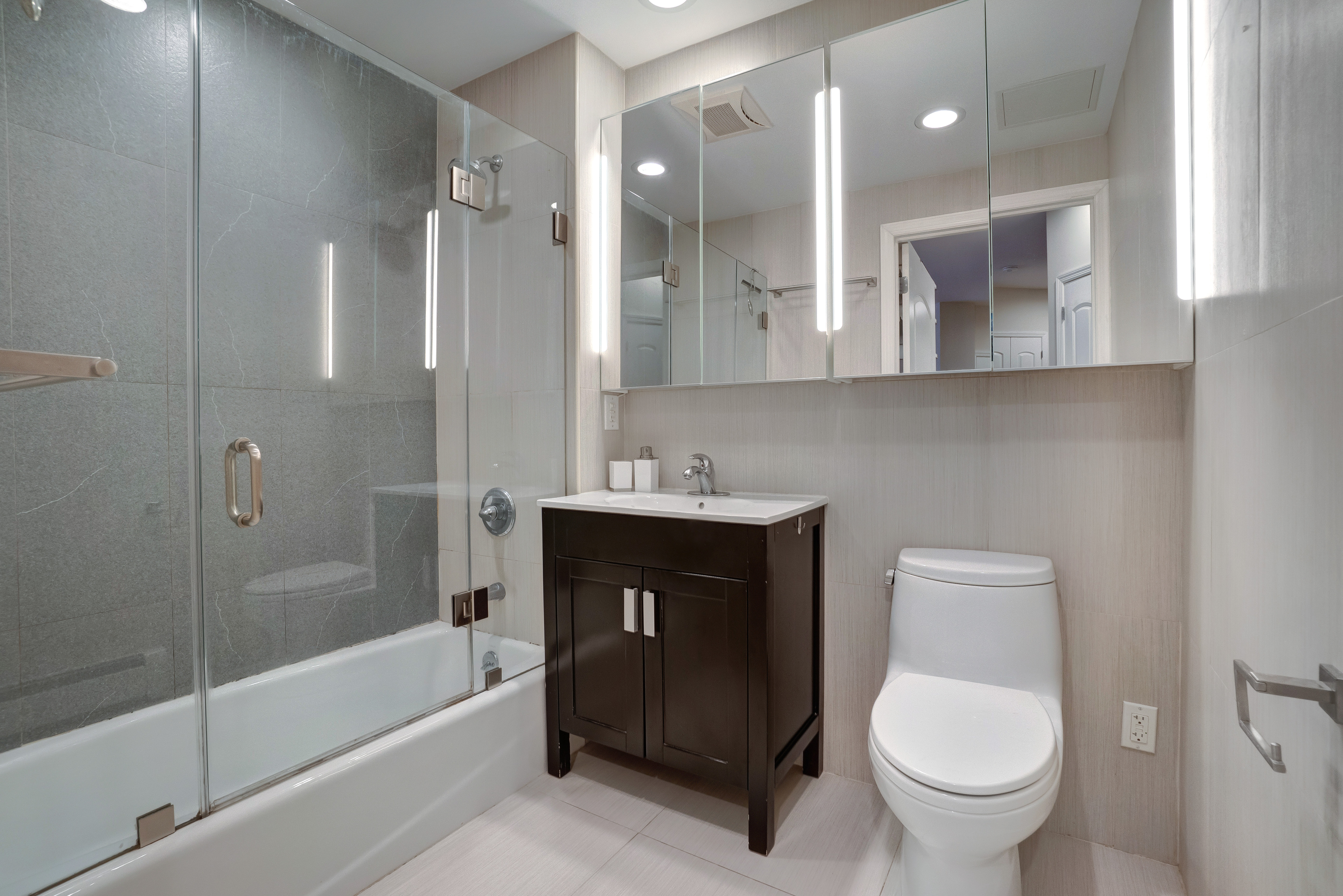 456 West 167th Street, Unit 1C Manhattan, NY 10032 - Photo 9 of 13