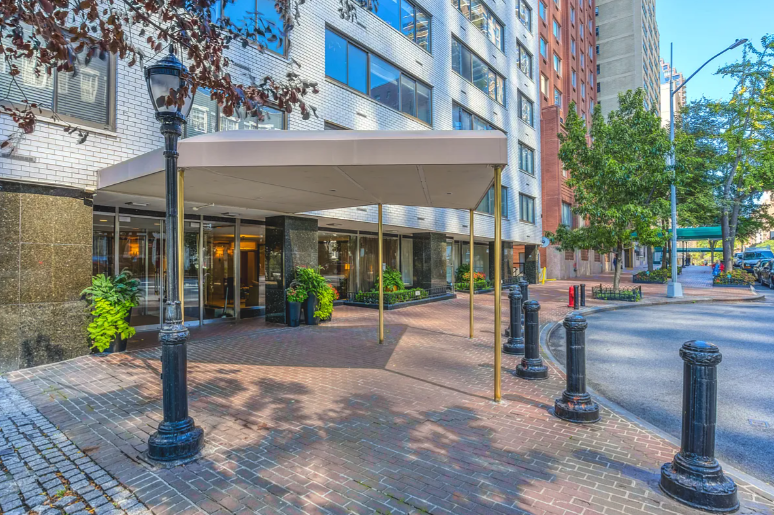 530 East 72nd Street, Unit 4F Manhattan, NY 10021 - Photo 18 of 23 a view of a building with sitting area