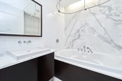 $2,199,000 | 150 Nassau Street, Unit 2A | Financial District