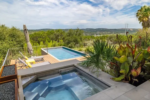 $915,000 | 3610 Crosswind Drive, Spicewood, TX 78669