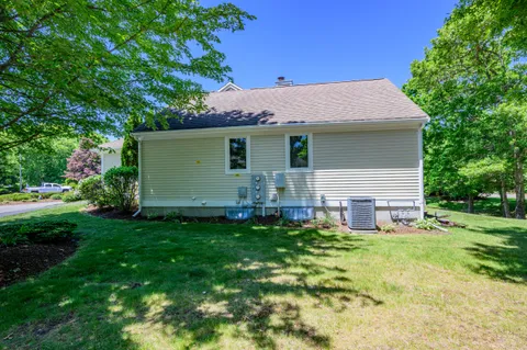 $579,000 | 1 Sandview Terrace, Mashpee, MA 02649