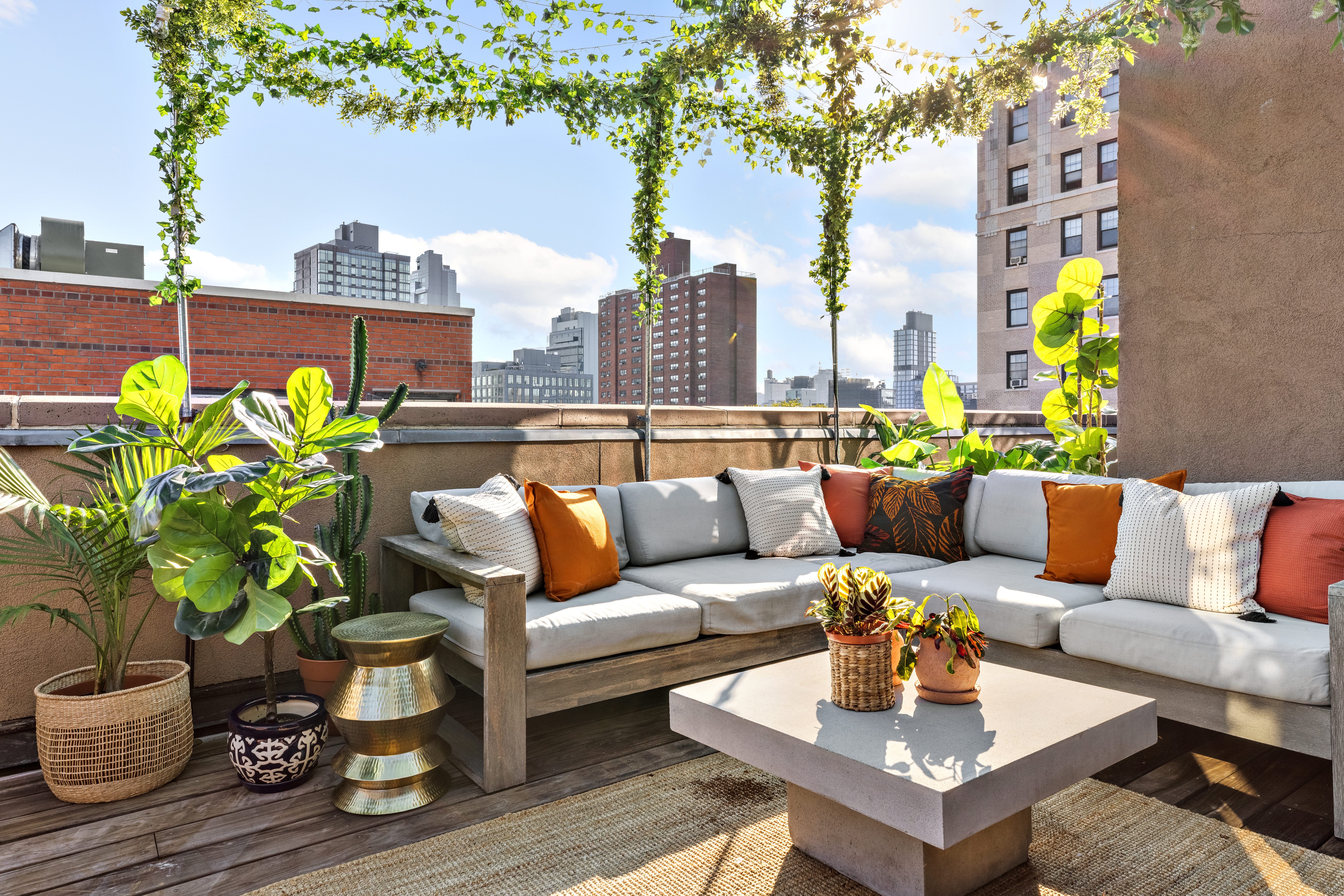 50 Avenue A, Unit PH6B Manhattan, NY 10009 - Photo 2 of 12