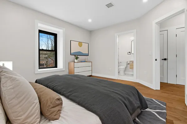 $1,025,000 | 16 Yale Terrace, Unit 2, Jamaica Plain, MA 02130