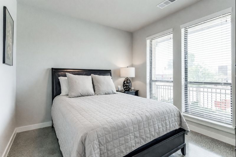 2220 Rook Drive Dallas, TX 75211 - Photo 11 of 13