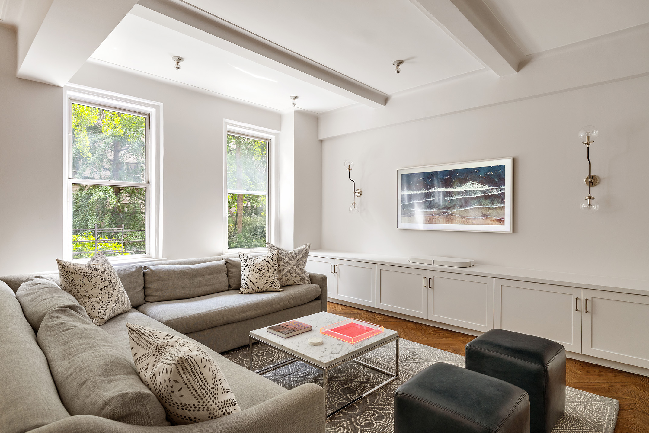 201 West 89th Street, Unit 2F Manhattan, NY 10024 - Photo 3 of 20 a living room with furniture and a window