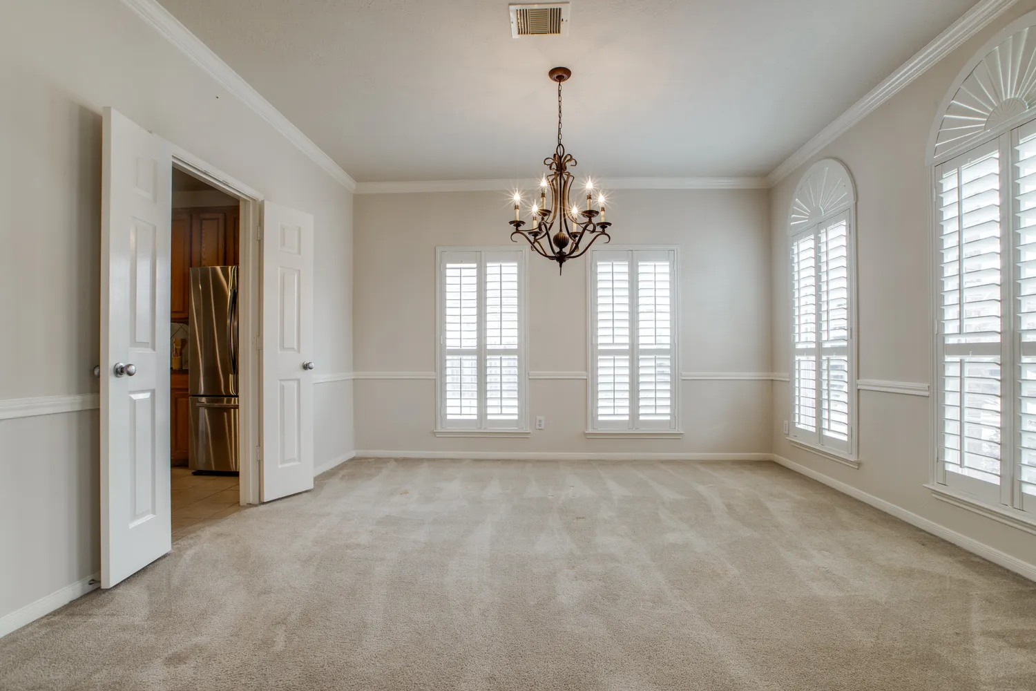 $440,000 | 6807 Chapelfield Lane, Houston, TX 77049