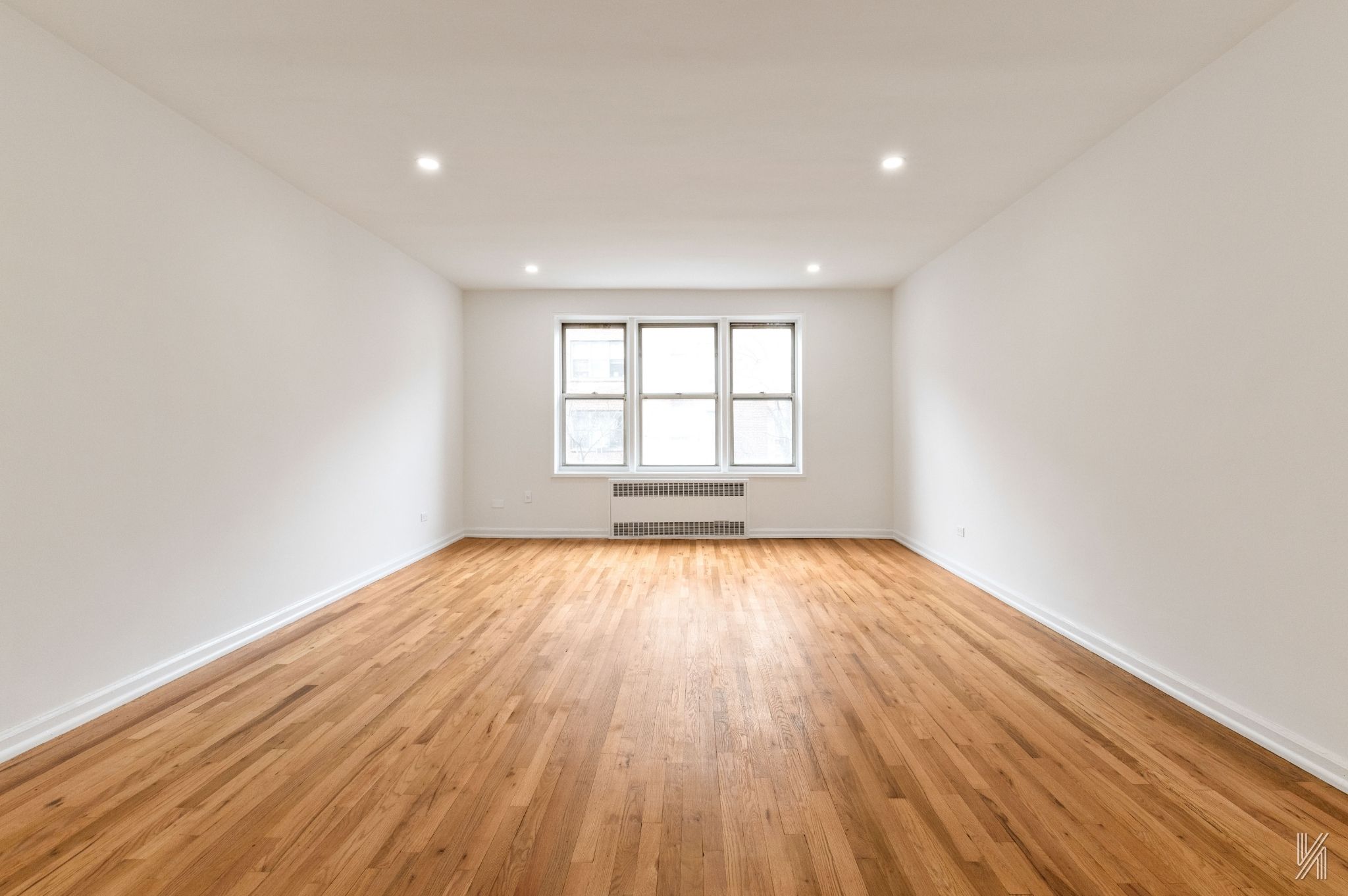 79-10 34th Avenue, Unit 4U Queens, NY 11372 - Photo 9 of 24
