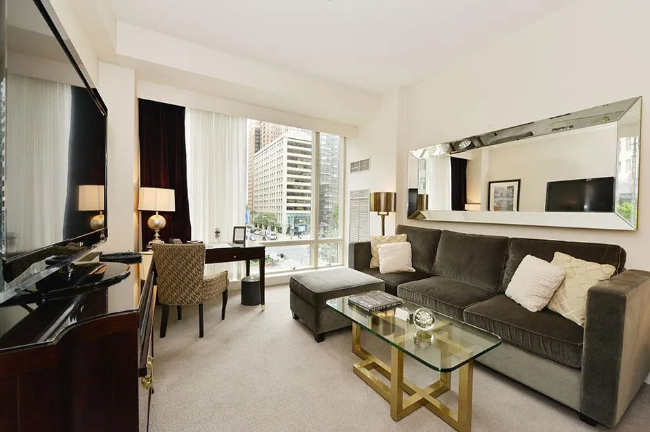 $825,000 | 1 Central Park West, Unit 820 | Upper West Side