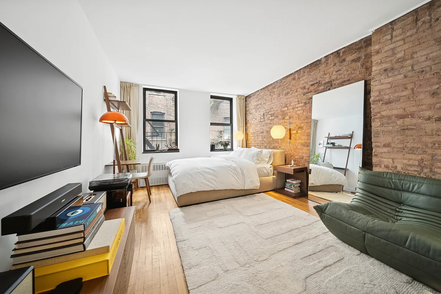 $4,895 | 35 Grove Street, Unit 4K | West Village