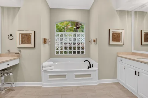 $1,089,000 | 12657 Oak Run Court, Boynton Beach, FL 33436