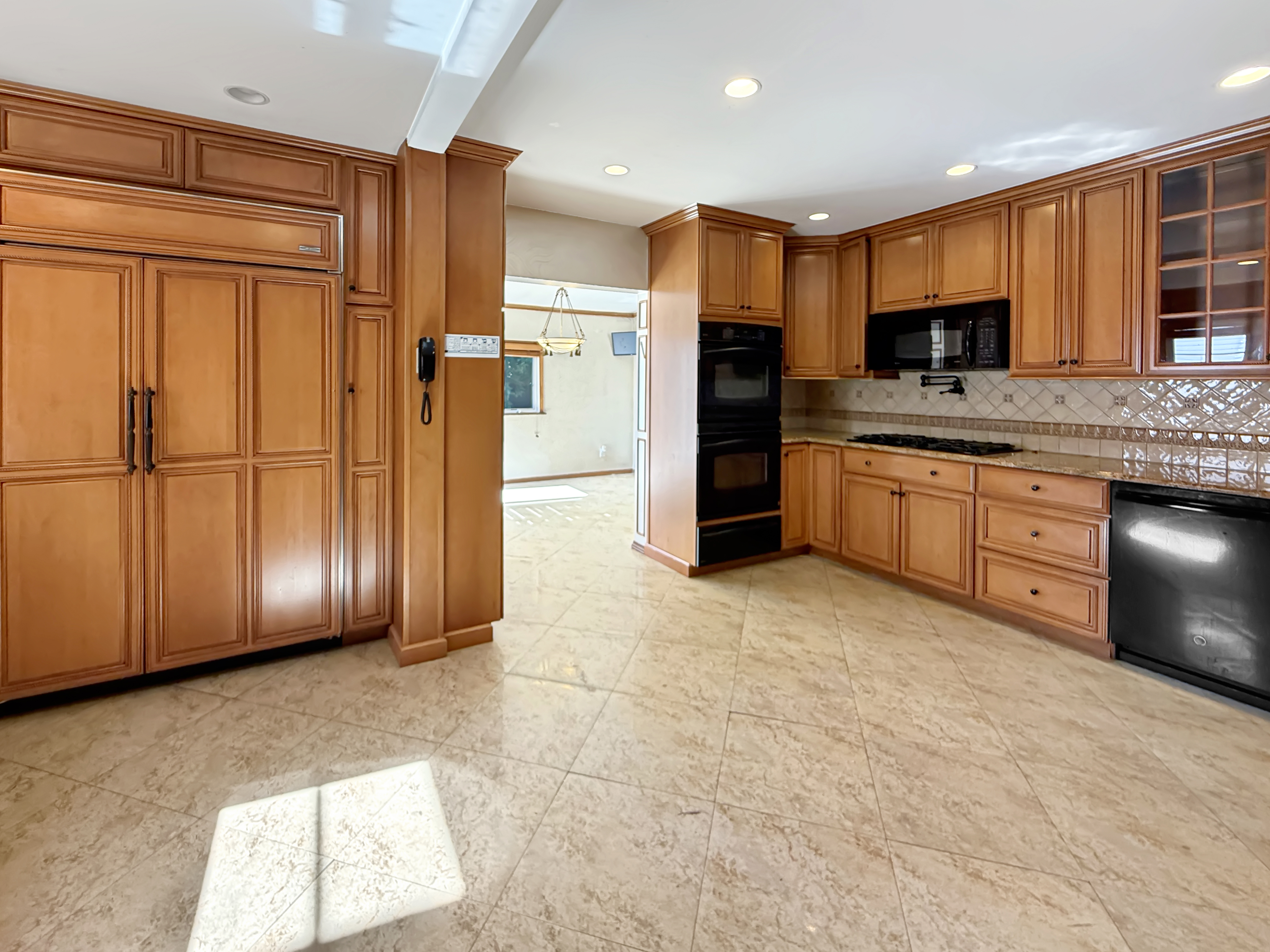 3731 Maple Avenue Brooklyn, NY 11224 - Photo 12 of 26