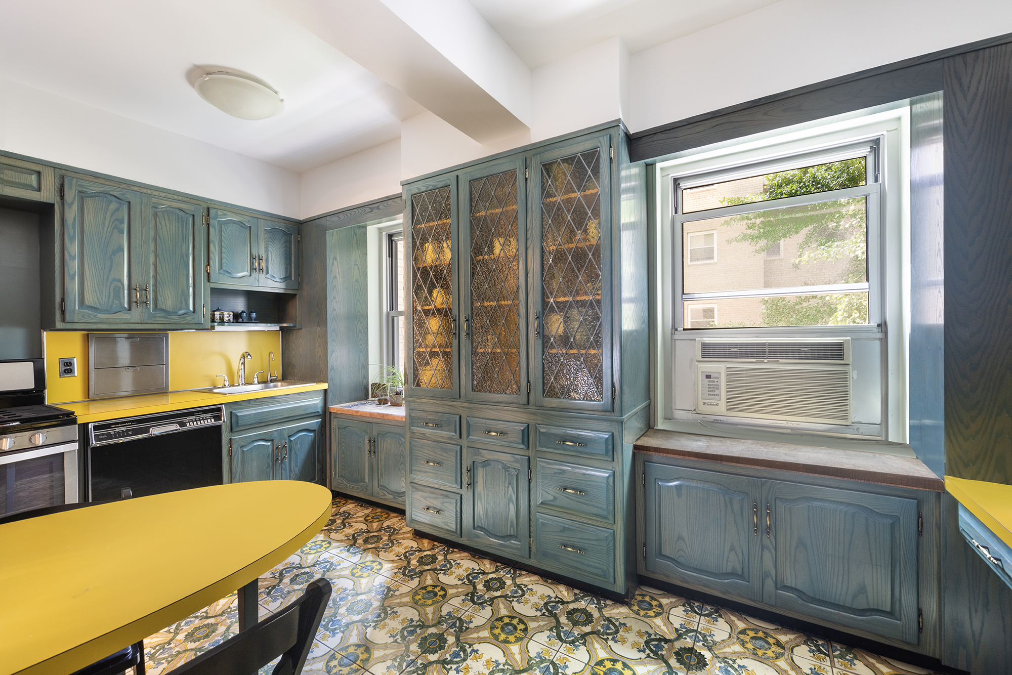 11 5th Avenue, Unit 4UV Manhattan, NY 10003 - Photo 3 of 8