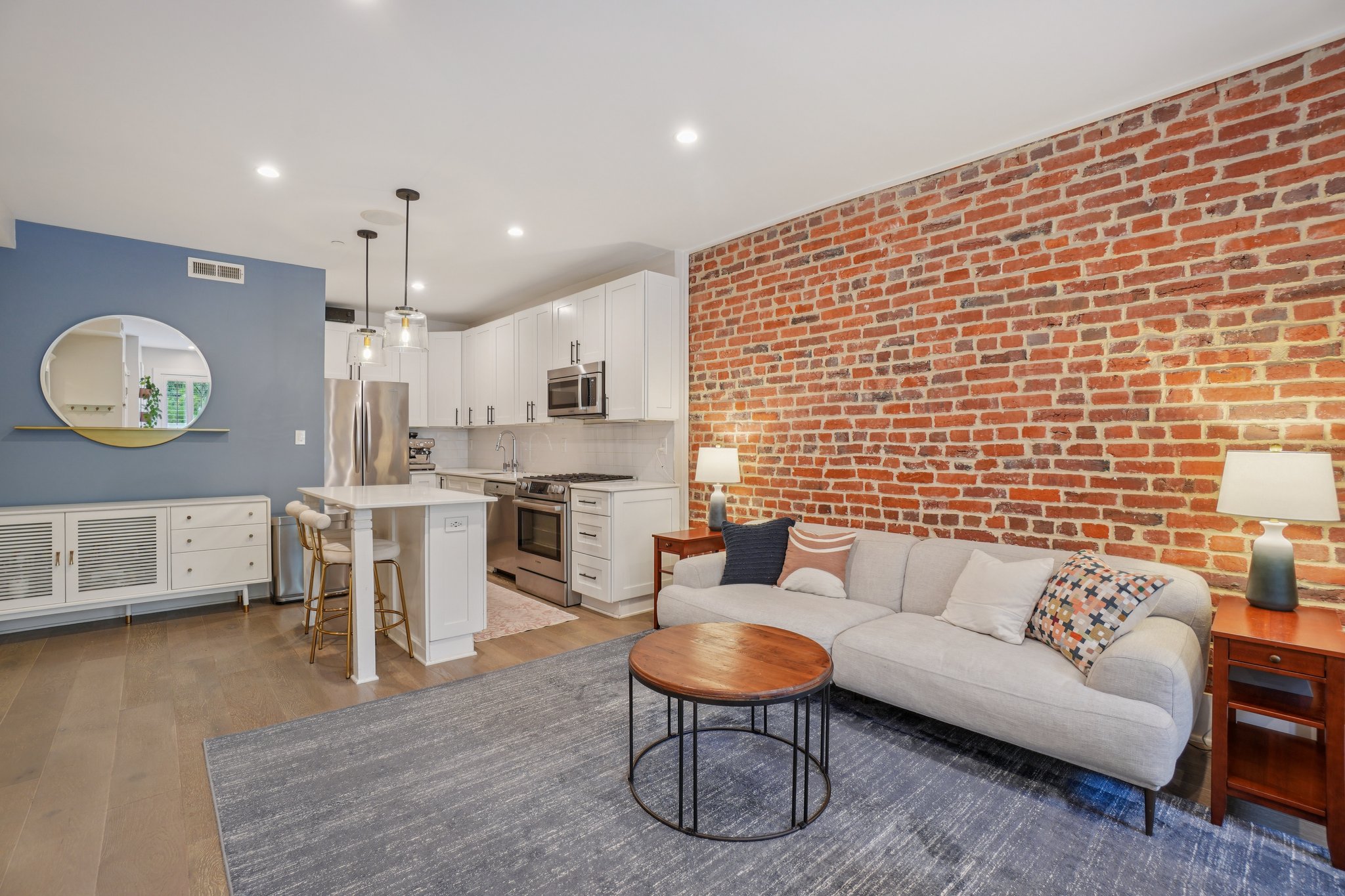 1682 Irving Street Northwest, Unit 2 Washington, DC 20010 - Photo 3 of 31