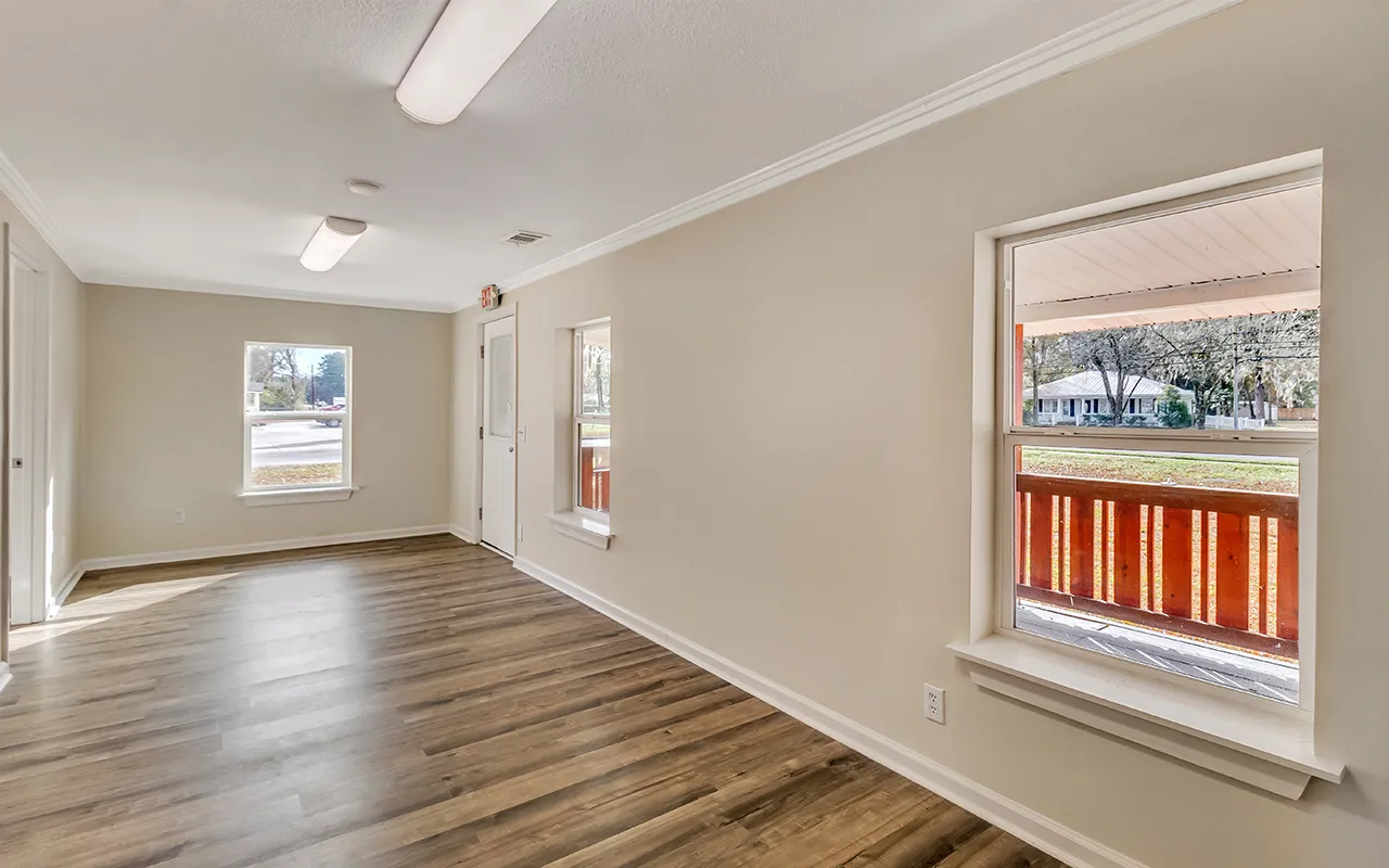 $4,268 | 406 Highway 80, Unit A, Bloomingdale, GA 31302