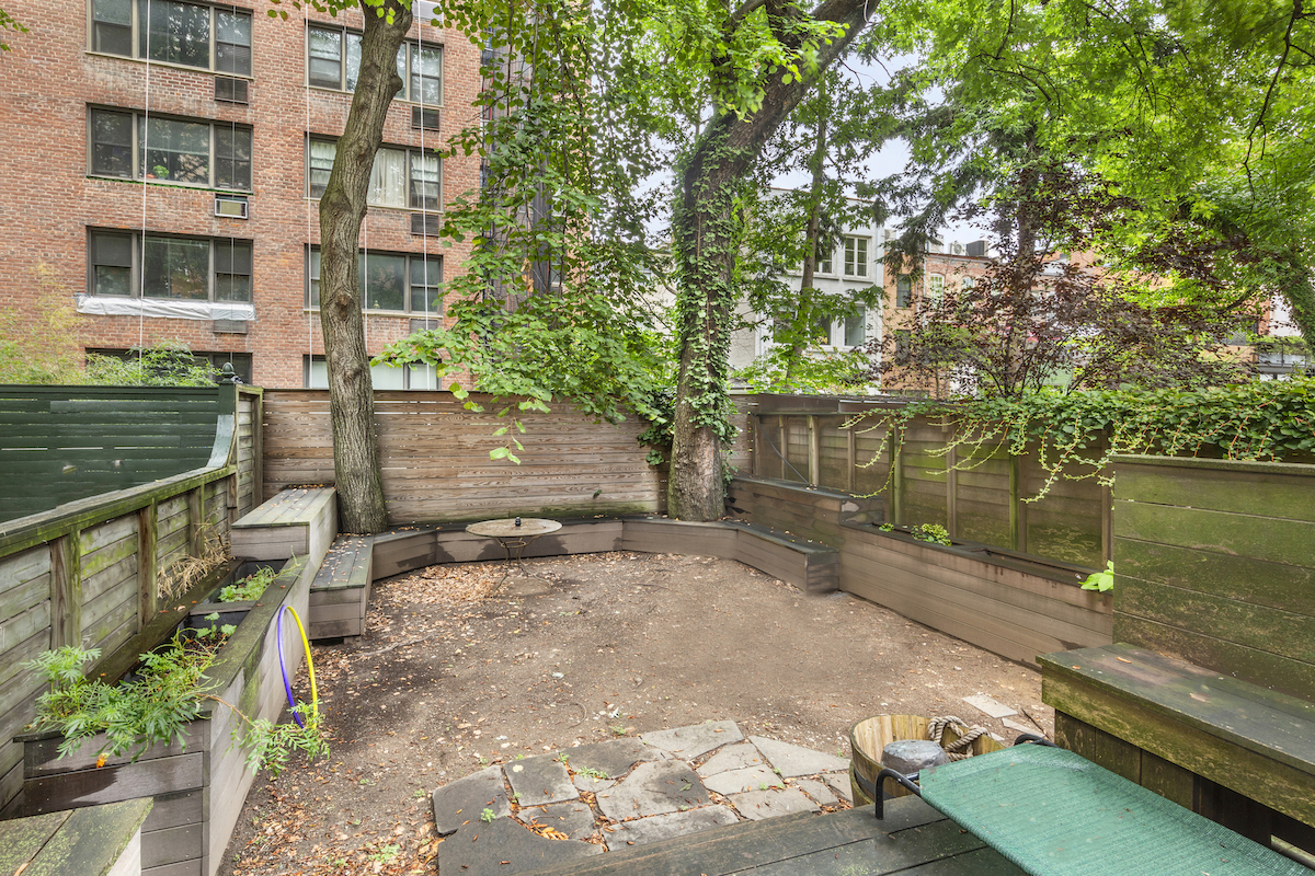 35 Charlton Street Manhattan, NY 10014 - Photo 14 of 16